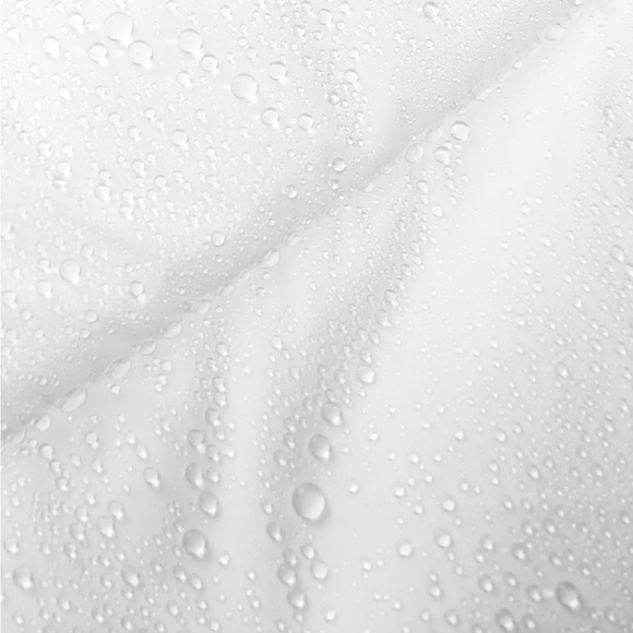 BRAND NEW Lululemon Wunder Puff 600-Down-Fill Cropped Vest - Picture 7 of 11